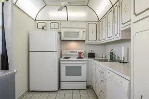 2615 NE 3rd Ct, Boynton Beach, FL 33435 - Photo 2