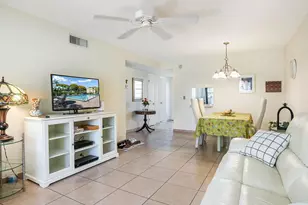 2615 NE 3rd Ct, Boynton Beach, FL 33435 - Photo 12