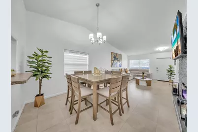 2790 NW 91st Avenue, Coral Springs, FL 33065 - Photo 8