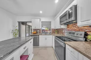 2790 NW 91st Ave, Coral Springs, FL 33065 - Photo 10