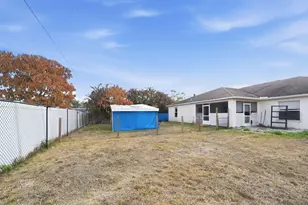 721 NW Treemont Ave, Port Saint Lucie, FL 34983 - Photo 10