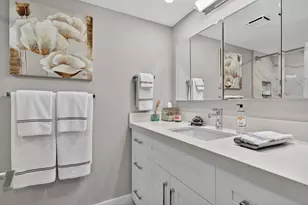 1523 E Hillsboro Blvd, Deerfield Beach, FL 33441 - Photo 8