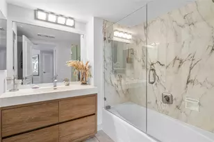 3000 Holiday Dr, Fort Lauderdale, FL 33316 - Photo 12