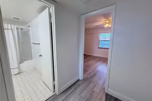 801 SW 133rd Terrace, Pembroke Pines, FL 33027 - Photo 18