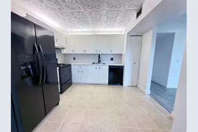 801 SW 133rd Terrace #410 K, Hollywood, FL 33027 - Photo 6