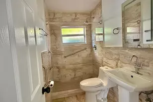 707 NE 15th St, Fort Lauderdale, FL 33304 - Photo 16