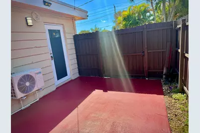 707 NE 15th Street #A, Fort Lauderdale, FL 33304 - Photo 2