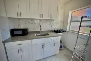 707 NE 15th St, Fort Lauderdale, FL 33304 - Photo 8