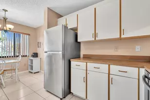 10803 W Clairmont Cir, Tamarac, FL 33321 - Photo 6
