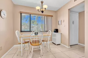 10803 W Clairmont Cir, Tamarac, FL 33321 - Photo 12