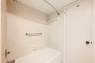 5935 Del Lago Cir, Sunrise, FL 33313 - Photo 26