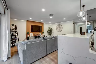 9581 NW 9th Court, Plantation, FL 33324 - Photo 12