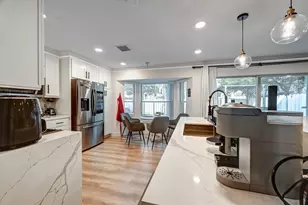 9581 NW 9th Ct, Plantation, FL 33324 - Photo 10