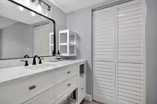 20110 NE 3rd Ct, Miami, FL 33179 - Photo 18