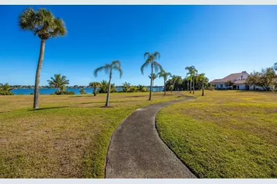 1800 SE Saint Lucie Boulevard #9-102, Stuart, FL 34996 - Photo 30