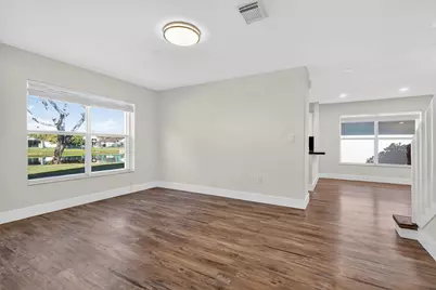 2450 NW 186th Avenue, Pembroke Pines, FL 33029 - Photo 14