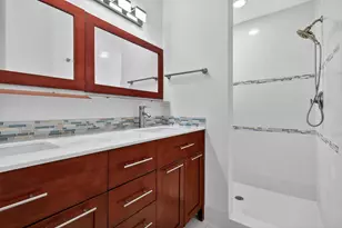 2450 NW 186th Ave, Pembroke Pines, FL 33029 - Photo 38