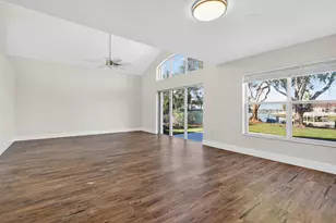 2450 NW 186th Ave, Pembroke Pines, FL 33029 - Photo 12