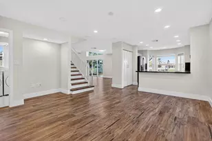 2450 NW 186th Ave, Pembroke Pines, FL 33029 - Photo 16