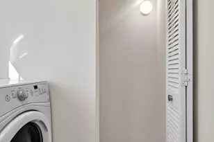 2450 NW 186th Ave, Pembroke Pines, FL 33029 - Photo 18