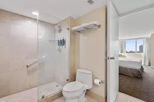 2670 E Sunrise Blvd, Fort Lauderdale, FL 33304 - Photo 20