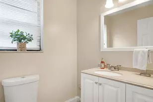 2311 Bayberry Dr, Pembroke Pines, FL 33024 - Photo 34