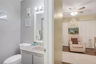 2311 Bayberry Dr, Pembroke Pines, FL 33024 - Photo 22