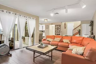 2311 Bayberry Dr, Pembroke Pines, FL 33024 - Photo 16