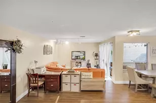 2311 Bayberry Dr, Pembroke Pines, FL 33024 - Photo 14