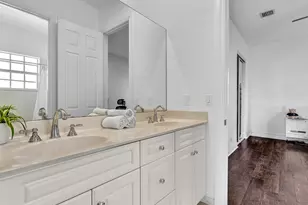 6806 Lakeside Circle, Davie, FL 33314 - Photo 52