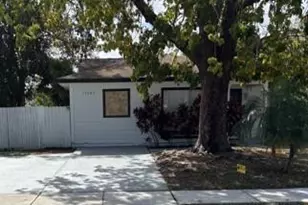 10682 Fascination Ln, Royal Palm Beach, FL 33411 - Photo 2