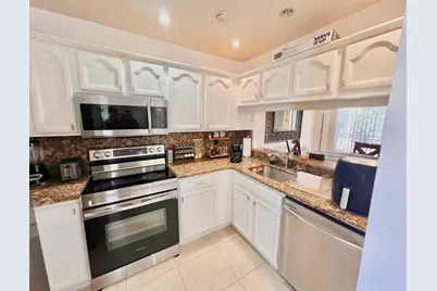 11456 NW 10th Street #11456, Hollywood, FL 33026 - Photo 4