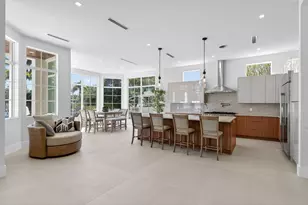 310 SE 9th Ct, Pompano Beach, FL 33060 - Photo 8