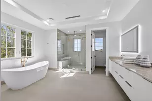 310 SE 9th Ct, Pompano Beach, FL 33060 - Photo 22