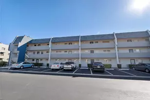 7787 Golf Cir Dr, Margate, FL 33063 - Photo 1