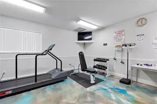 7787 Golf Cir Dr, Margate, FL 33063 - Photo 18