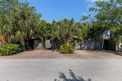 1009 NE 23rd Drive #1013 Ne 23 Dr, Wilton Manors, FL 33305 - Photo 2