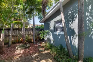 1009 NE 23rd Dr, Wilton Manors, FL 33305 - Photo 6