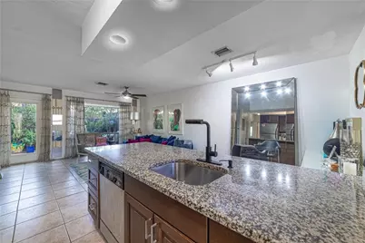 1009 NE 23rd Drive #1013 Ne 23 Dr, Wilton Manors, FL 33305 - Photo 12