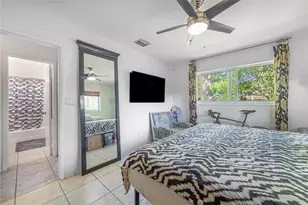 1009 NE 23rd Dr, Wilton Manors, FL 33305 - Photo 16