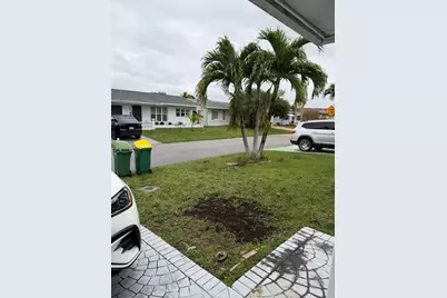 4958 NW 48th Avenue, Tamarac, FL 33319 - Photo 14