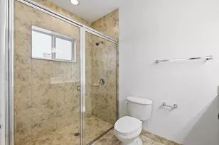 911 NE 12th Ave, Pompano Beach, FL 33060 - Photo 38