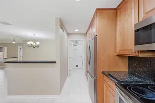 392 NW 113th Terrace, Coral Springs, FL 33071 - Photo 18