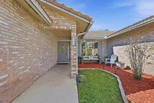 392 NW 113th Terrace, Coral Springs, FL 33071 - Photo 4