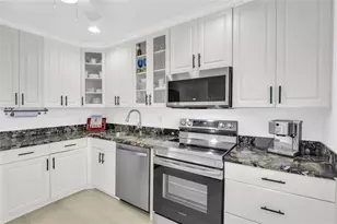 21364 Cypress Hammock Dr, Boca Raton, FL 33428 - Photo 10
