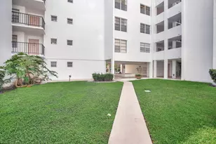 6923 Cypress Rd, Plantation, FL 33317 - Photo 26