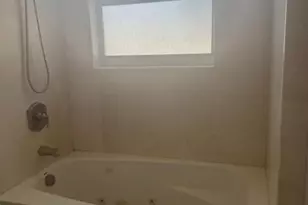 1911 NE 8th Ct, Fort Lauderdale, FL 33304 - Photo 2