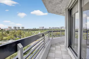 3400 NE 192 St, Miami, FL 33180 - Photo 28