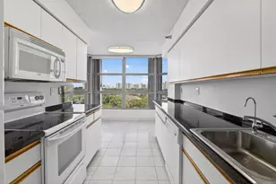 3400 NE 192 St, Miami, FL 33180 - Photo 14