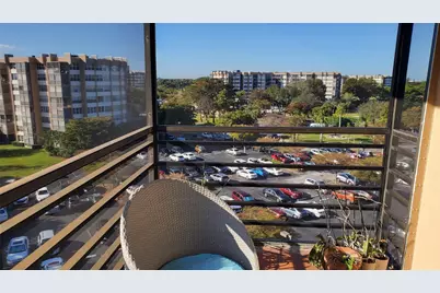 1400 Saint Charles Place #713, Pembroke Pines, FL 33026 - Photo 6